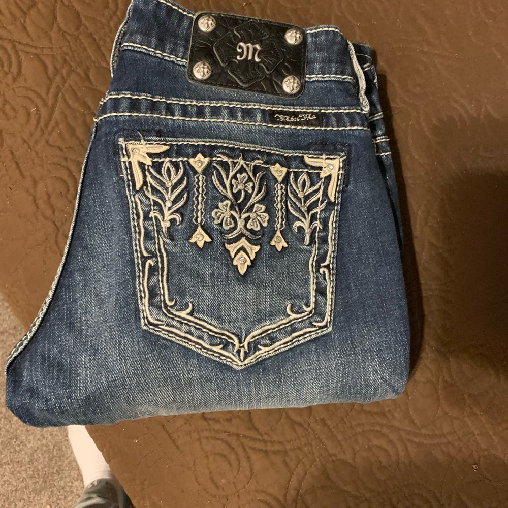 Women's Blue Embroidered Jeans